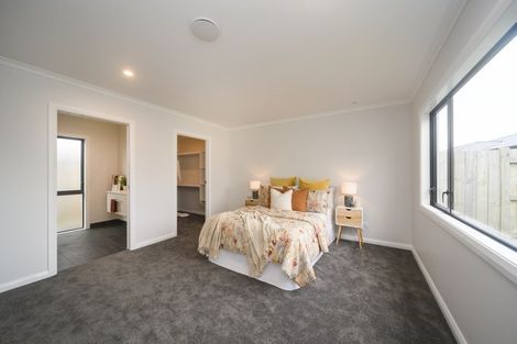 Photo of property in 95 Johnstone Drive, Fitzherbert, Palmerston North, 4410