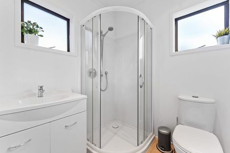 Photo of property in 1/10 Harley Road, Hauraki, Auckland, 0622