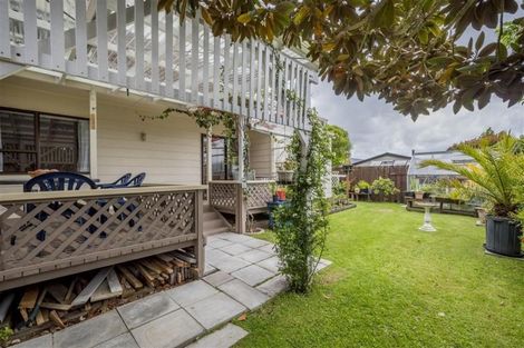 Photo of property in 80b Elizabeth Street, Waikanae, 5036