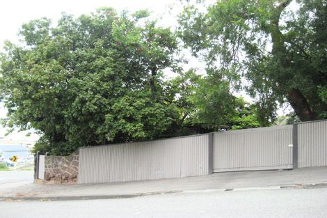 Photo of property in 1 Voelas Road, Lyttelton, 8082