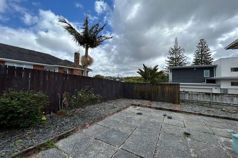 Photo of property in 3/8 Waterloo Road, Milford, Auckland, 0620