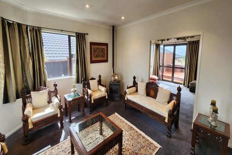 Photo of property in 12 Lemont Place, Westown, New Plymouth, 4310