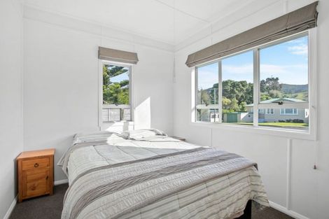 Photo of property in 16 Wallnutt Avenue, Waihi Beach, 3611