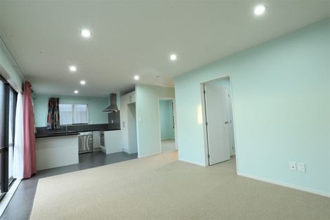 Photo of property in 16 Fiesta Drive, Half Moon Bay, Auckland, 2012