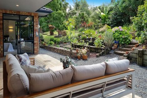 Photo of property in 55a Lonely Track Road, Fairview Heights, Auckland, 0632