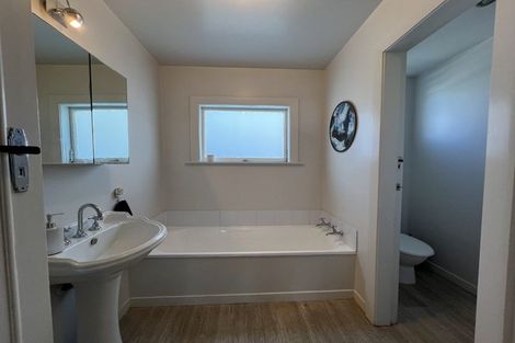 Photo of property in 41 Saint James Avenue, Papanui, Christchurch, 8053