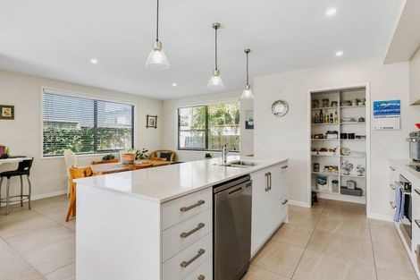 Photo of property in 31 Franks Way, Papamoa Beach, Papamoa, 3118