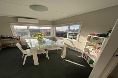 Photo of property in 153 Mangorei Road, Merrilands, New Plymouth, 4312