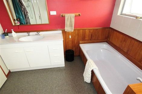 Photo of property in 3/58 Paynters Avenue, Strandon, New Plymouth, 4312