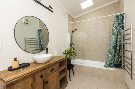 Photo of property in 110 Avery Road, Eskdale, Napier, 4182