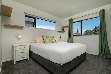 Photo of property in 31 Patrick Rice Drive, Swanson, Auckland, 0614