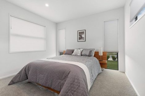Photo of property in 8 The Heights Avenue, Wanaka, 9305