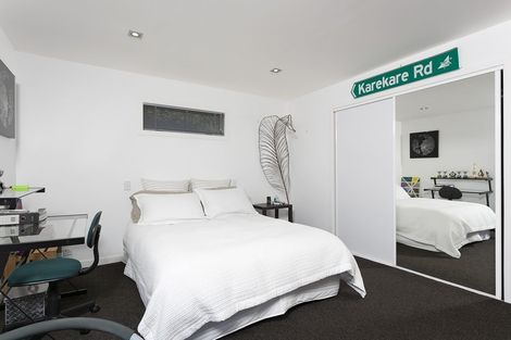 Photo of property in 58 Kopiko Road, Titirangi, Auckland, 0604