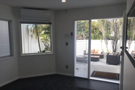 Photo of property in 16 Langana Avenue, Browns Bay, Auckland, 0630