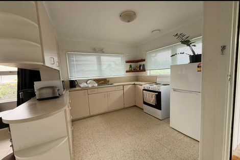 Photo of property in 12 Cross Street, Papakura, 2110