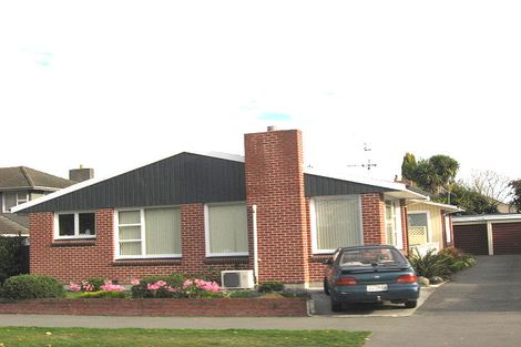 Photo of property in 2/57 Maidstone Road, Ilam, Christchurch, 8041