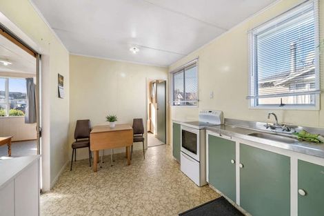 Photo of property in 37 Caledonian Road, Oamaru North, Oamaru, 9400