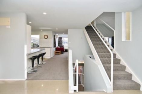 Photo of property in 102 Cannon Hill Crescent, Mount Pleasant, Christchurch, 8081