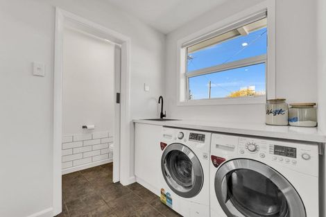 Photo of property in 7 Oakhampton Street, Hornby, Christchurch, 8042