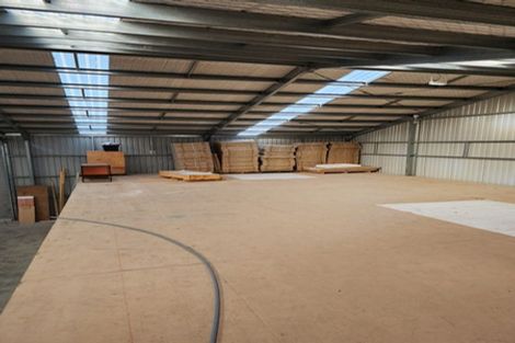 Photo of property in 60 Takapu Road, Manakau, Levin, 5573