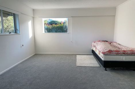 Photo of property in 90 Hillcrest Avenue, Hillcrest, Auckland, 0627