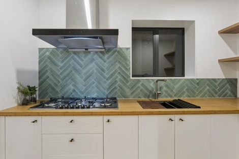 Photo of property in 3b Serrata Place, Browns Bay, Auckland, 0630