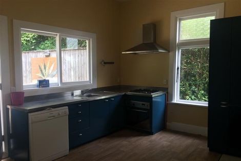 Photo of property in 50 Palliser Road, Roseneath, Wellington, 6011