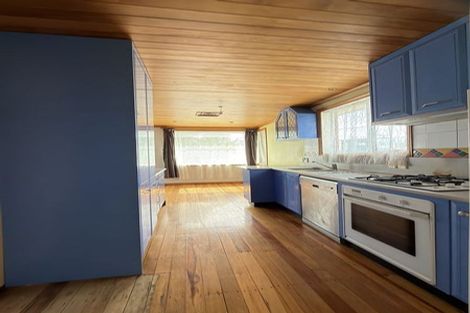 Photo of property in 8 Bathurst Street, Silverstream, Upper Hutt, 5019