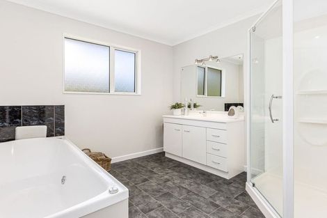 Photo of property in 79a Horoeka Street, Stokes Valley, Lower Hutt, 5019
