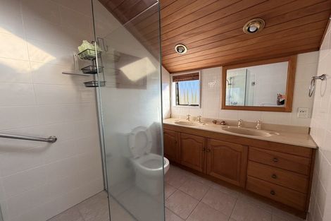 Photo of property in 7 Aotearoa Terrace, Murrays Bay, Auckland, 0630