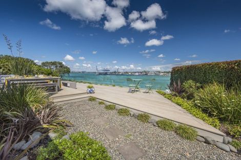 Photo of property in 53a Stanley Point Road, Stanley Point, Auckland, 0624