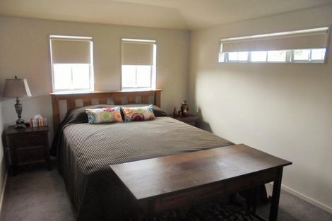 Photo of property in 2/31 The Avenue, Albany, Auckland, 0632