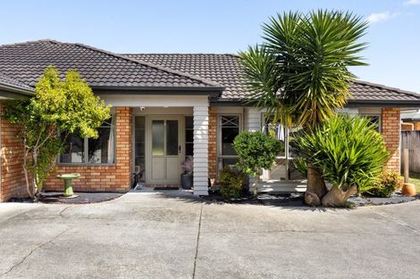 Photo of property in 13 Alderwick Place, Rototuna North, Hamilton, 3210