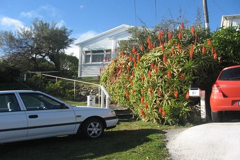 Photo of property in 26 Aperahama Street, Paekakariki, 5034