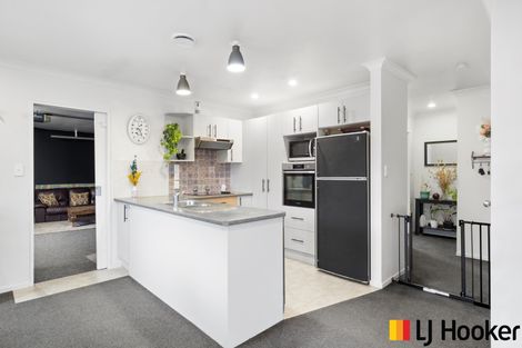 Photo of property in 61a Kayes Road, Pukekohe, 2120