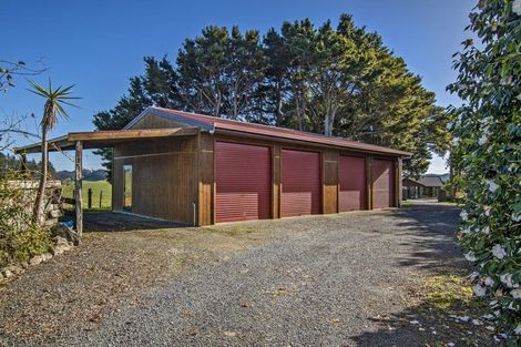 Photo of property in 18 Pataua Road North, Whareora, Whangarei, 0175