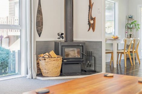 Photo of property in 38 Postgate Drive, Whitby, Porirua, 5024