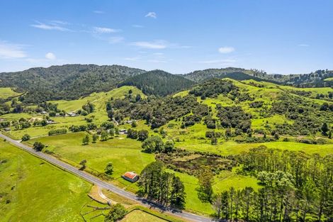 Photo of property in 14 Kaipara Hills Road, Glorit, Warkworth, 0984