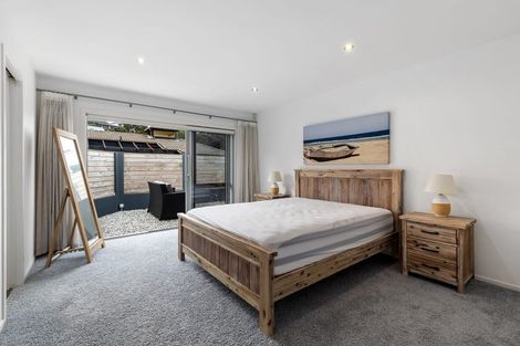 Photo of property in 1/26 Manly Esplanade, Browns Bay, Auckland, 0630