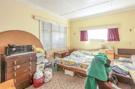 Photo of property in 41 Derwent Street, Island Bay, Wellington, 6023