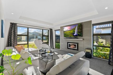 Photo of property in 10 Bronco Drive, Aidanfield, Christchurch, 8025
