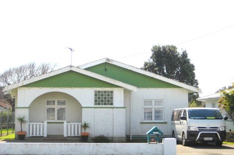 Photo of property in 30 Wallace Place, Westown, New Plymouth, 4310