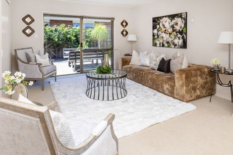 Photo of property in 5 Falstaff Place, Half Moon Bay, Auckland, 2012