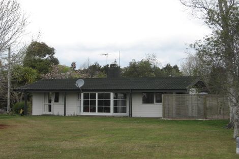 Photo of property in 20 Willow Avenue, Hannahs Bay, Rotorua, 3010