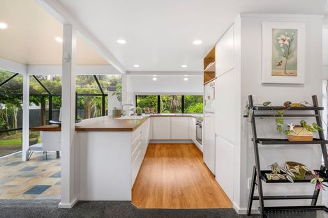 Photo of property in 4 Libra Place, Kawaha Point, Rotorua, 3010