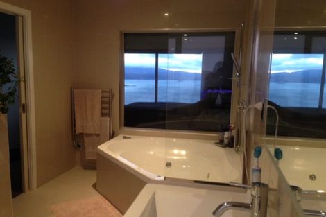 Photo of property in 58 Tamworth Crescent, Newlands, Wellington, 6037