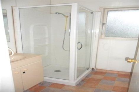 Photo of property in 10 Bedford Street, Te Atatu South, Auckland, 0610