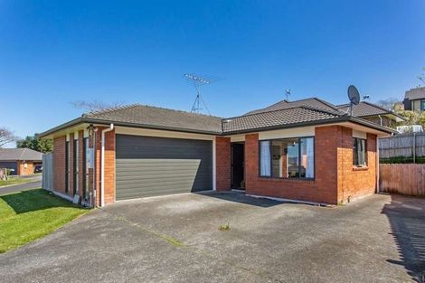 Photo of property in 1 Cairnsvale Rise, Manurewa, Auckland, 2105