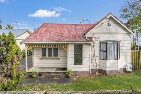 Photo of property in 19 Halswell Street, Whanganui, 4500