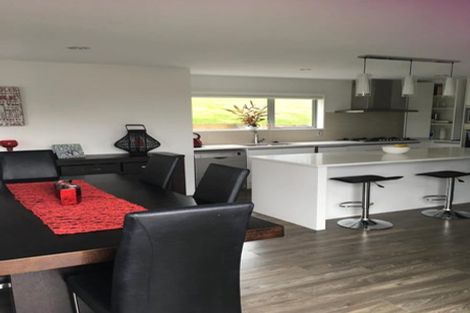 Photo of property in 4 Bridget Court, Red Beach, 0932